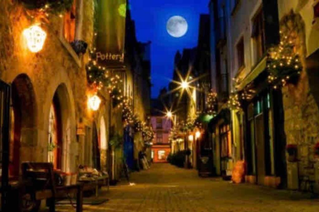 Latin Quarter Luxury Galway Exterior foto